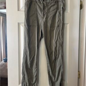 American Eagle Outfitters Olive Joggers
